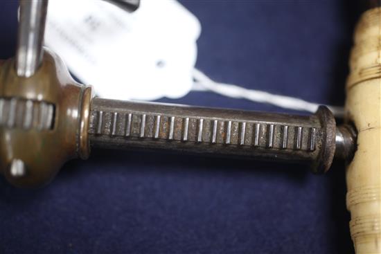 A Lunds Patent double helix ratchet corkscrew, 19th century, 18cm, closed